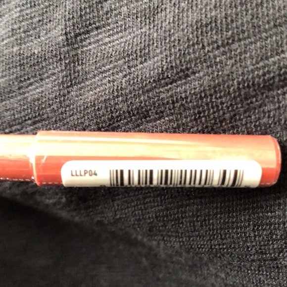 Lot of 2 sealed NYX line loud lip pencils in “born to hustle” (LLLP04) - Picture 2 of 2